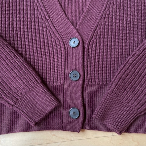 XS - Aritzia Babaton Canberra Cardigan, Color Rich Marron (sold out) - Picture 4 of 12